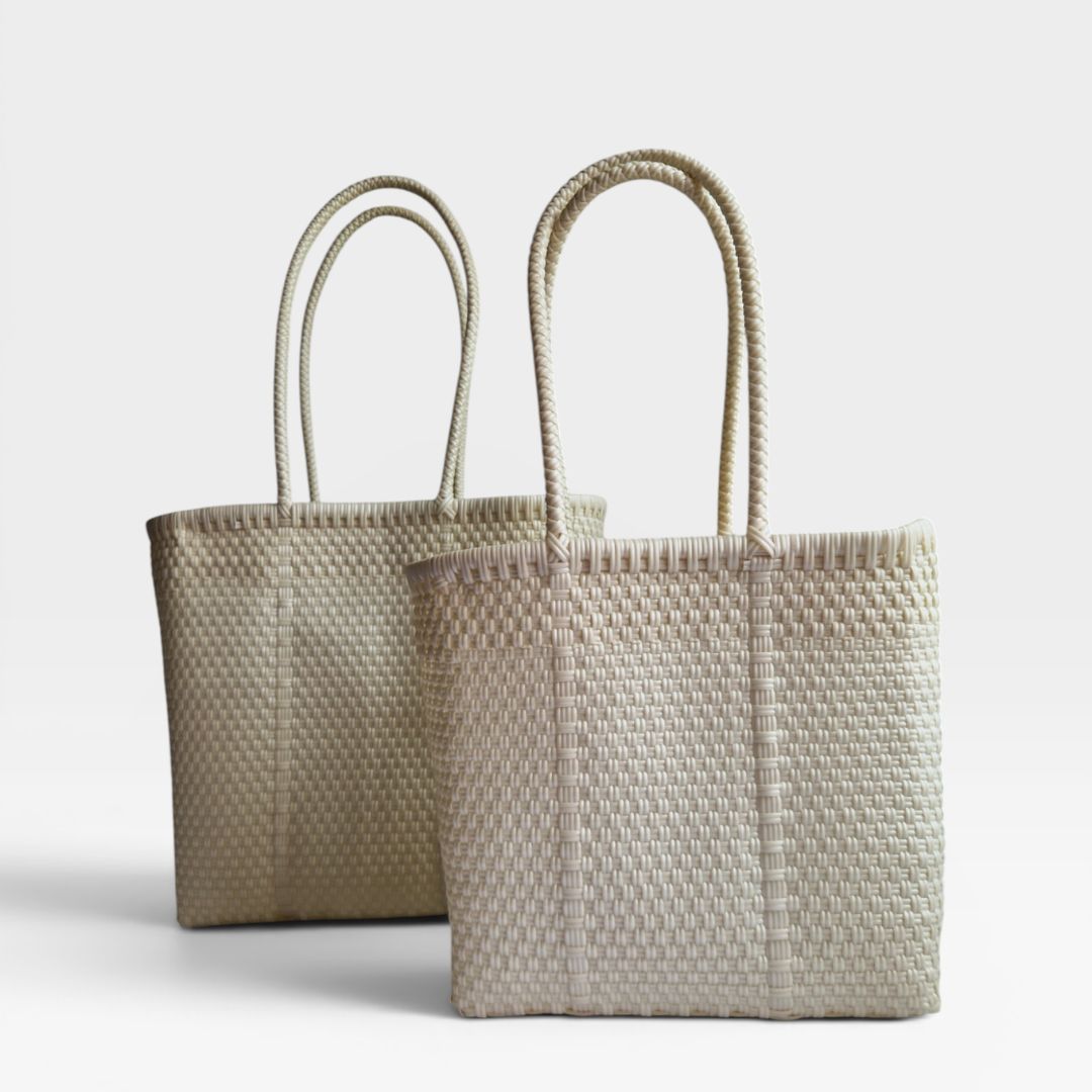 Alma Chica Pearl White