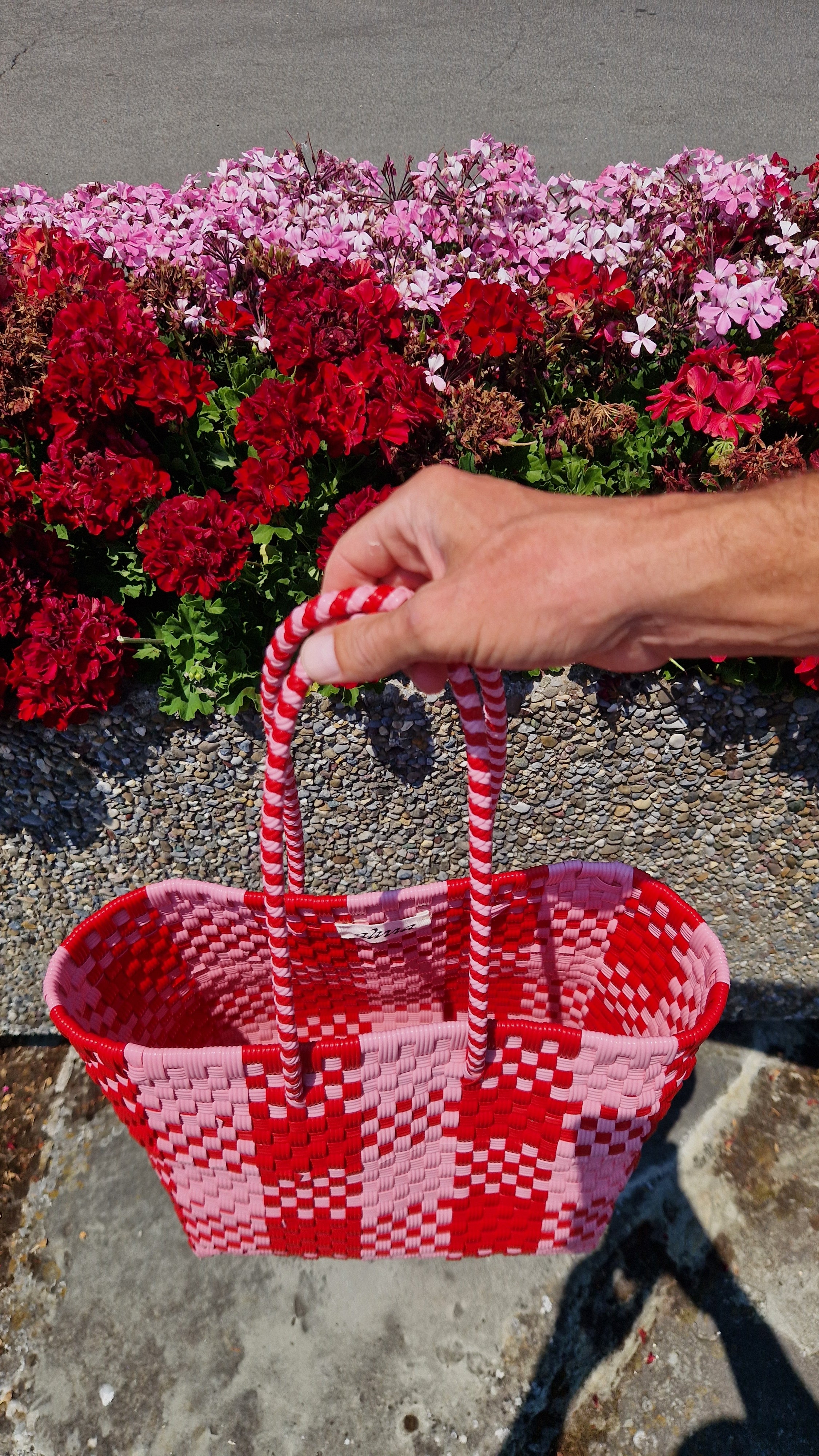Alma Tote Mediana Plaid Red