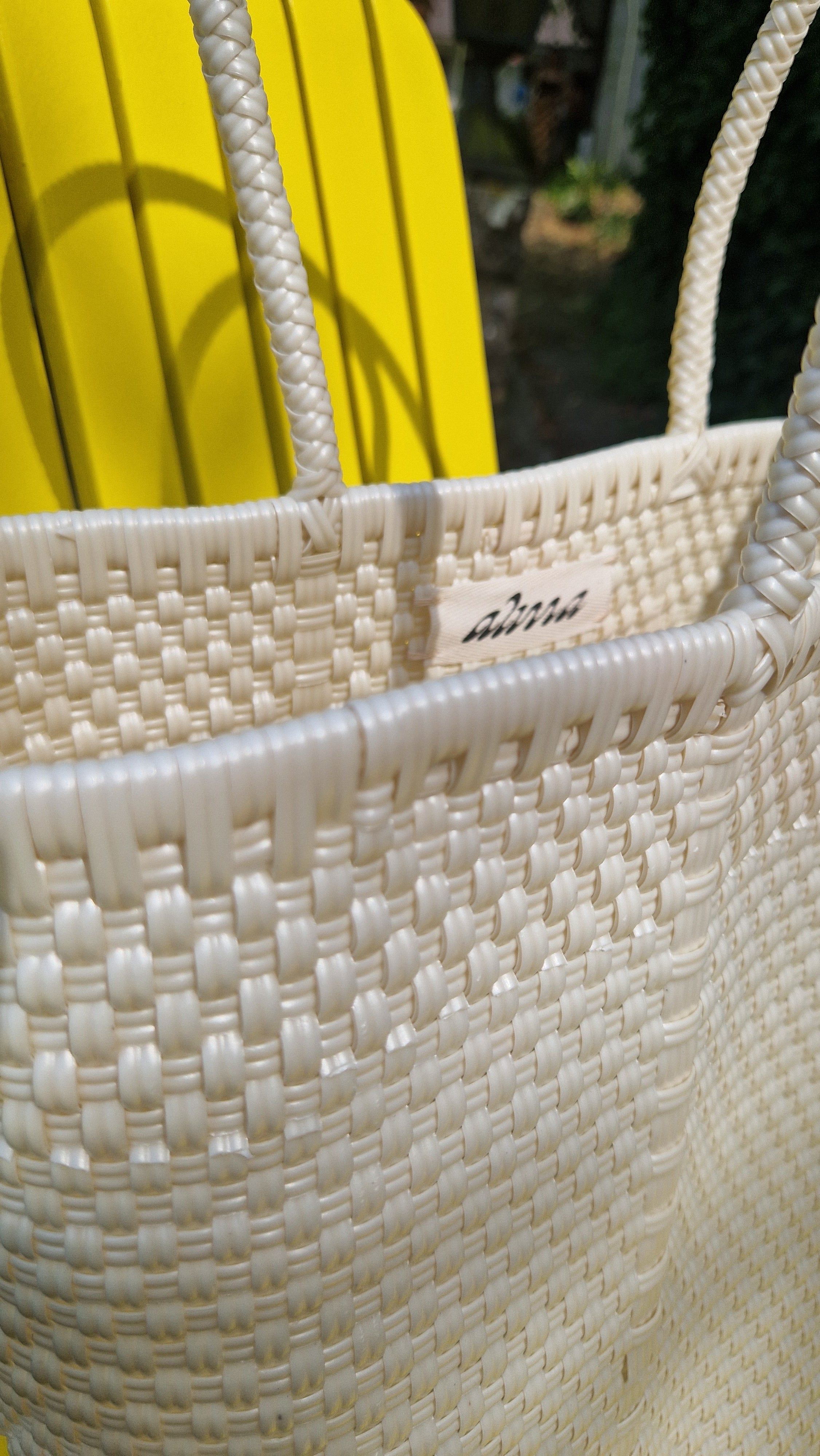 Alma Tote Mediana Pearl White