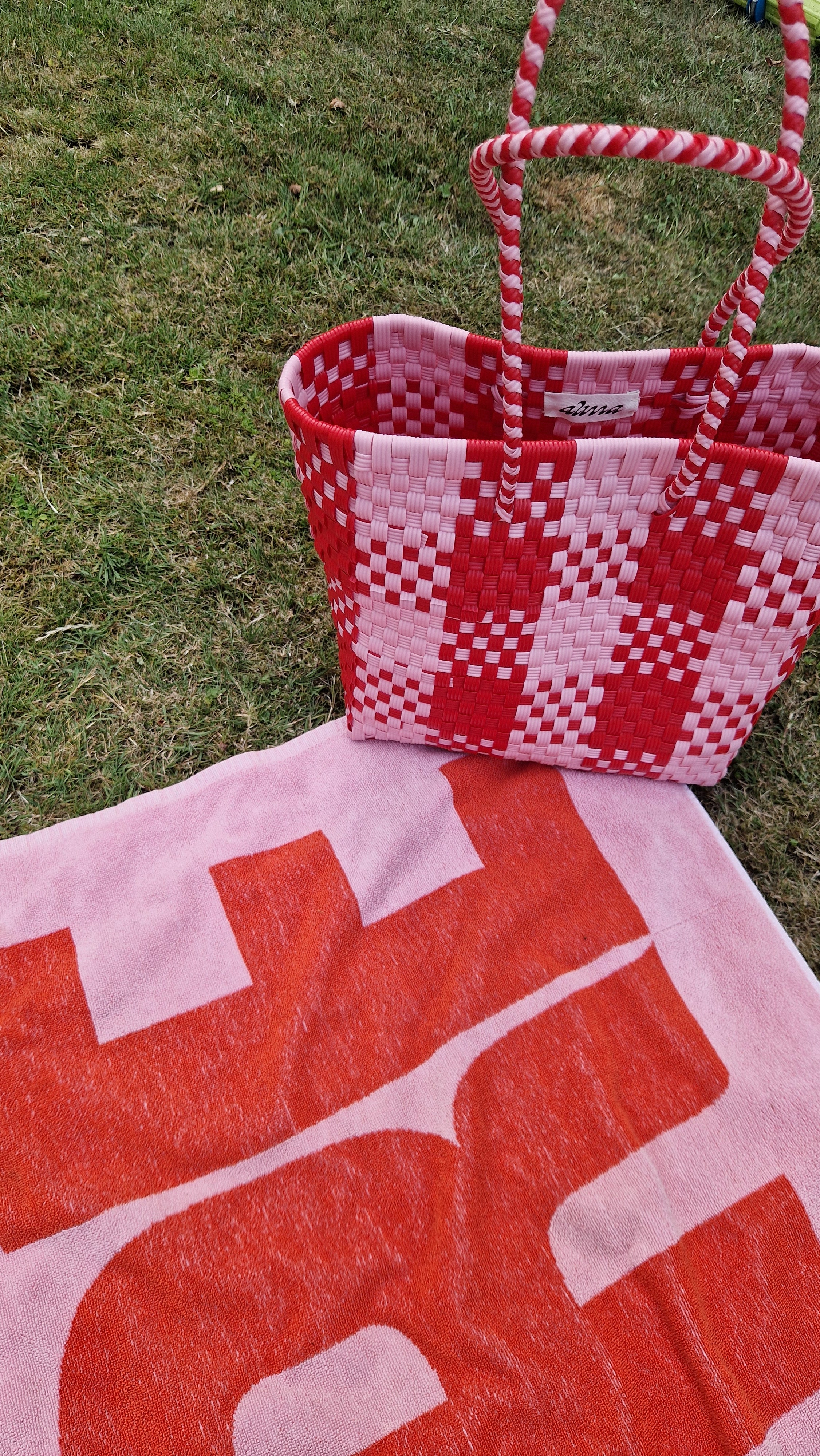 Alma Tote Mediana Plaid Red
