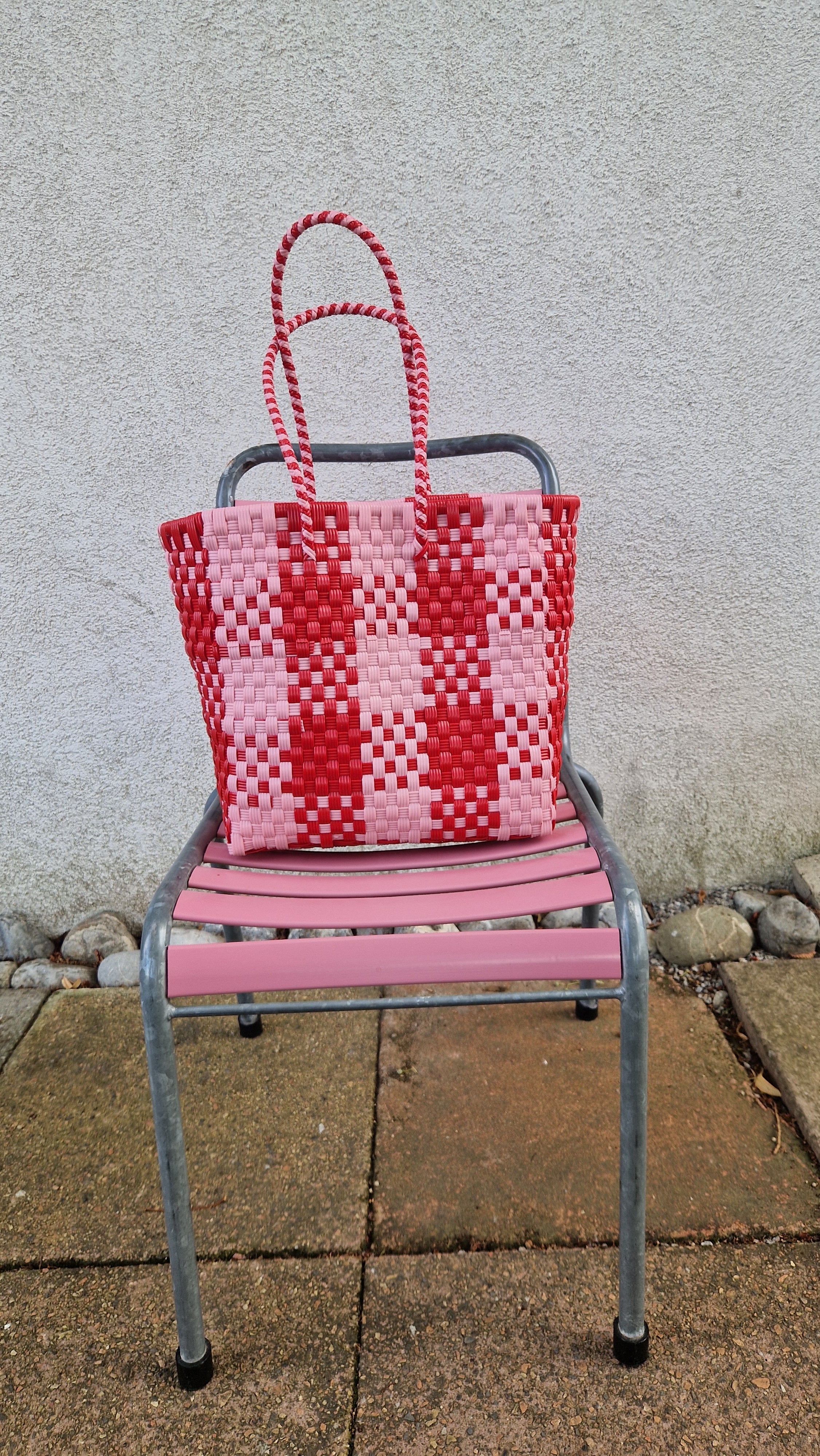 Alma Tote Mediana Plaid Red