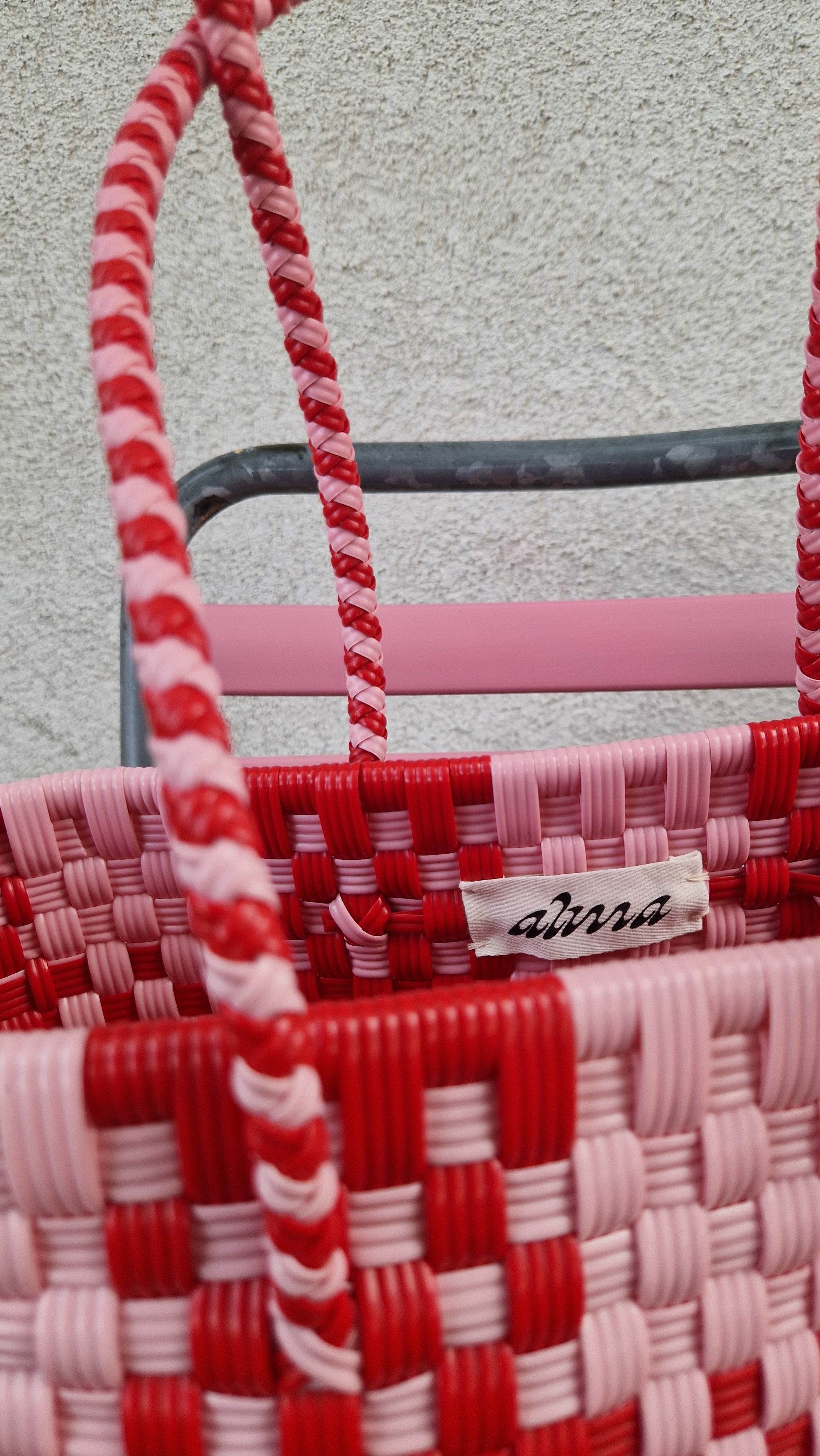 Alma Tote Mediana Plaid Red
