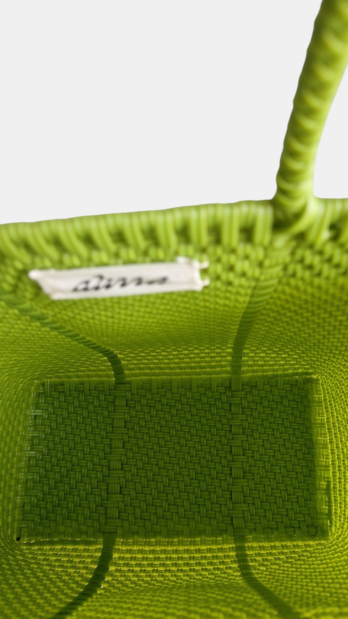 Alma Tote Chica Lime Green