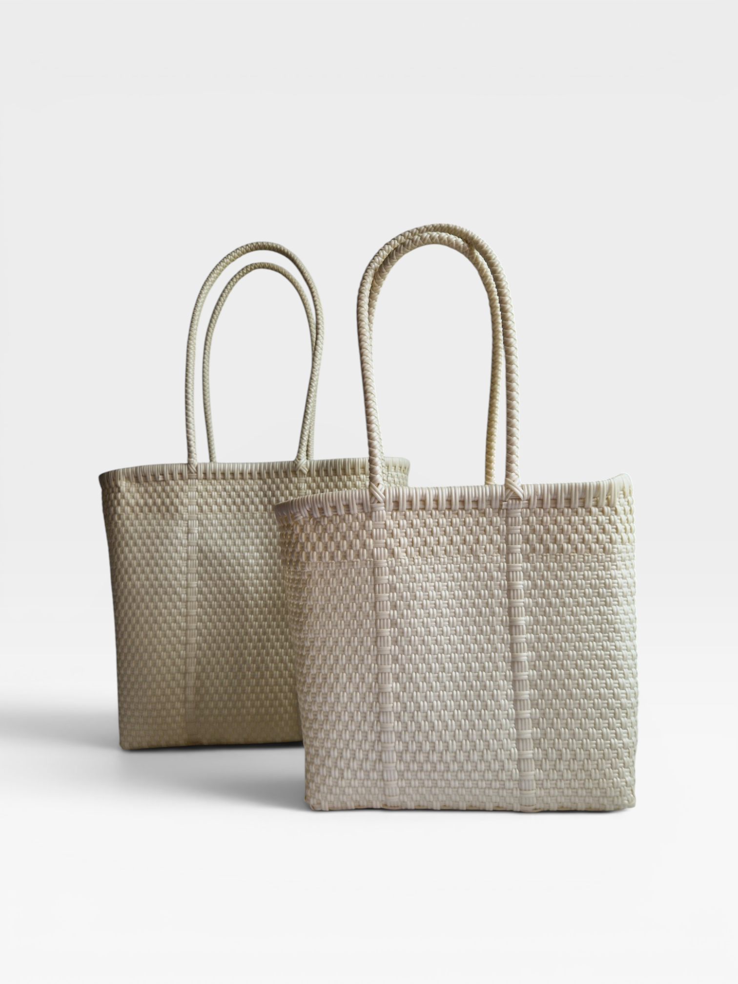 Alma Tote Chica Pearl White