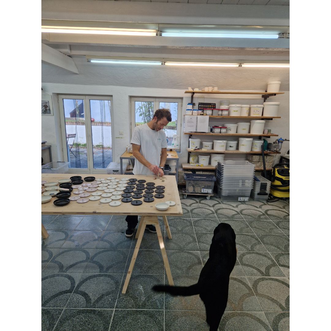 Räucherstäbchenhalter Keramik Schwarz