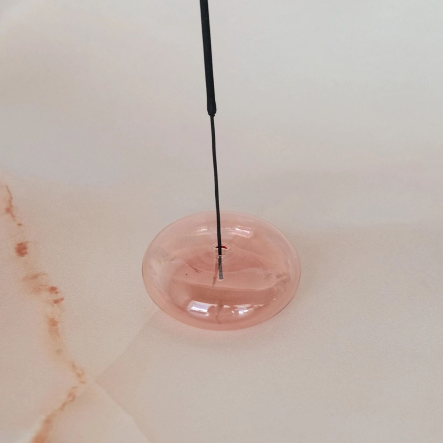 Support pour bâtonnets d'encens Bubble - verre soufflé ambre