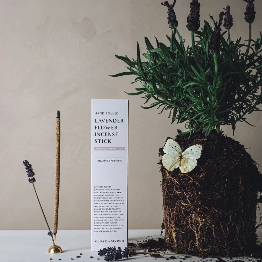 Lavendel Räucherstäbchen Handgerollt