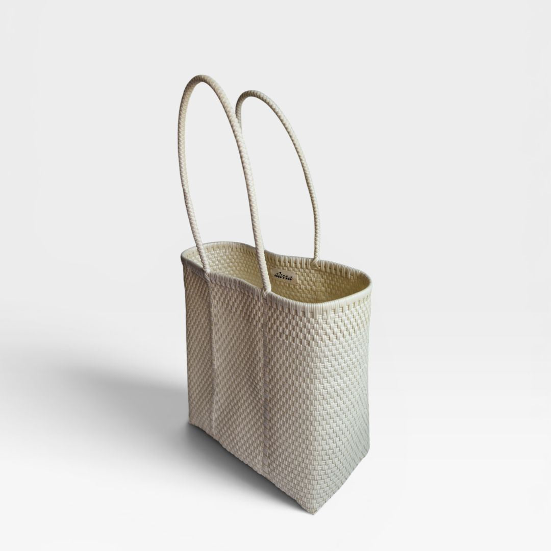 Alma Tote Mediana Pearl White