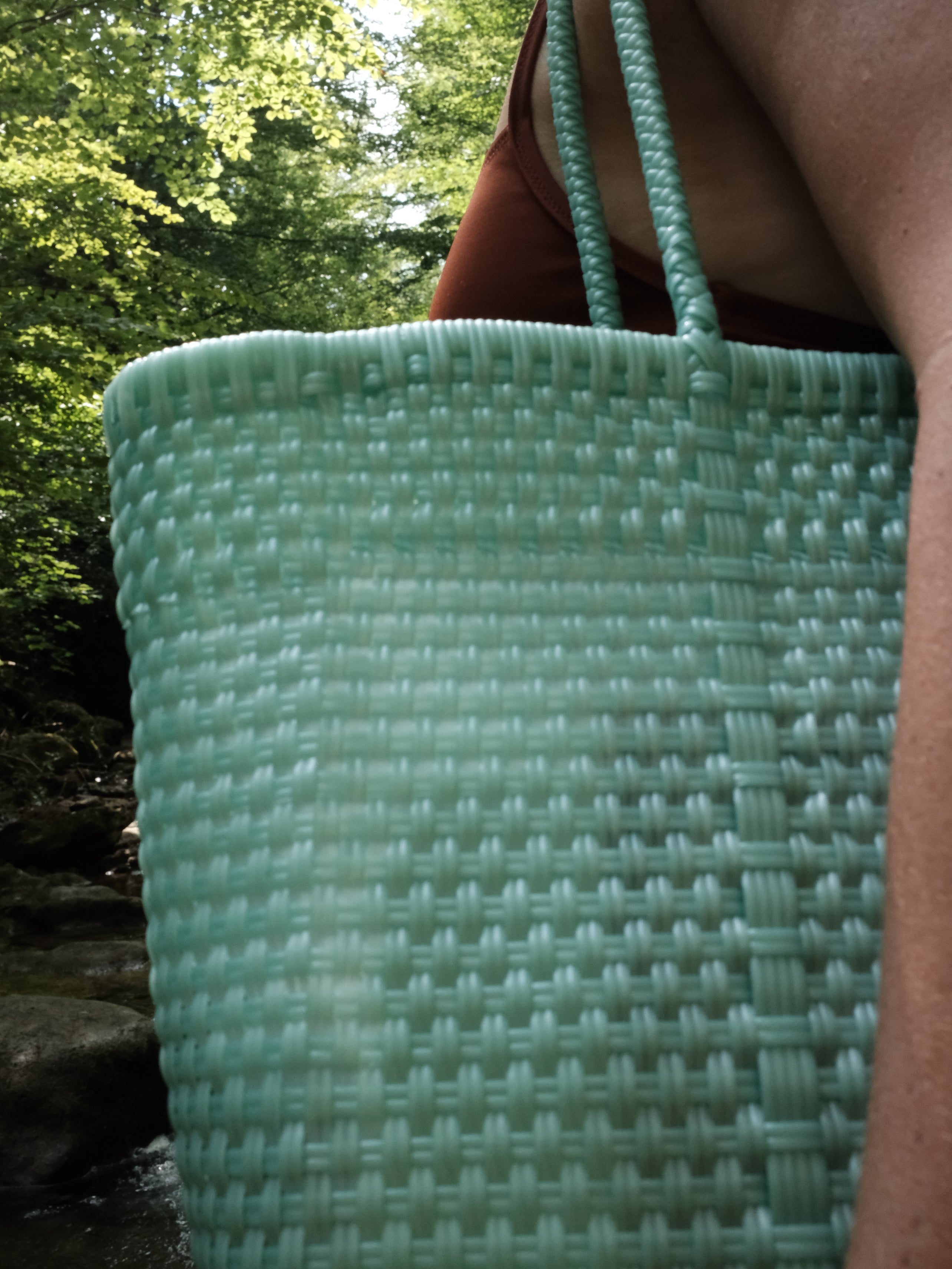 Alma Tote Mediana Jelly Mint