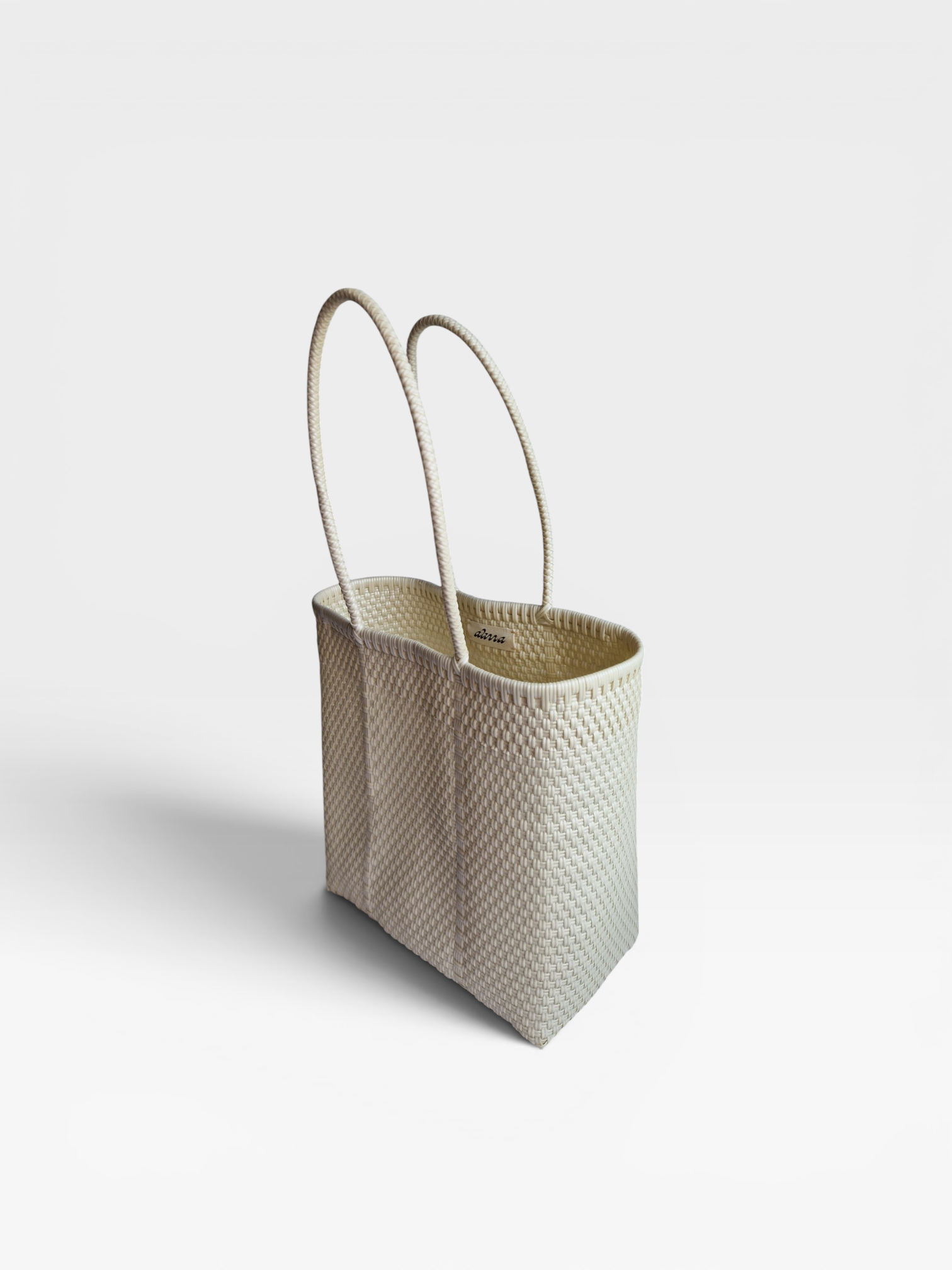 Alma Tote Mediana Pearl White